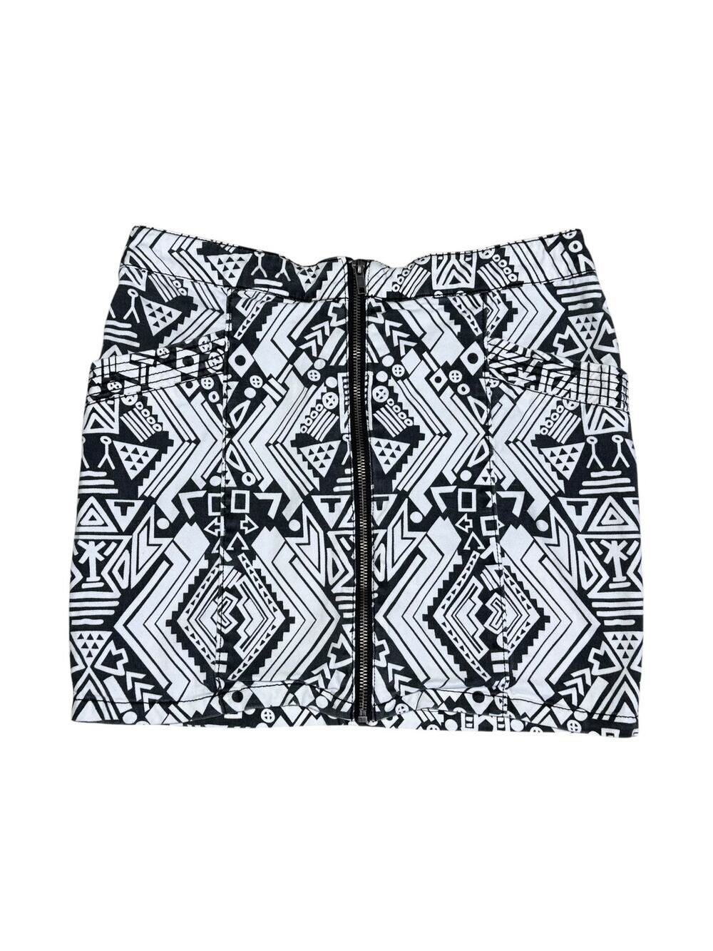 Divided H&M Tribal Patterned White Black Full Front Zip Mini Skirt Size 8